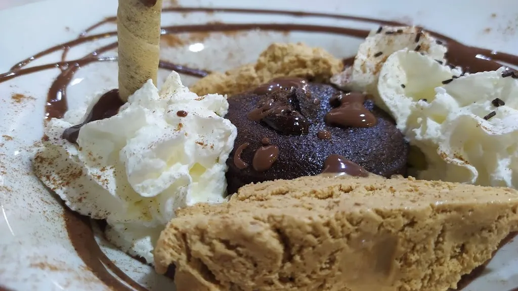 Maru QC_CÍRCULOS CAFETERÍA RESTAURANTE_Banyeres de Mariola_recensione