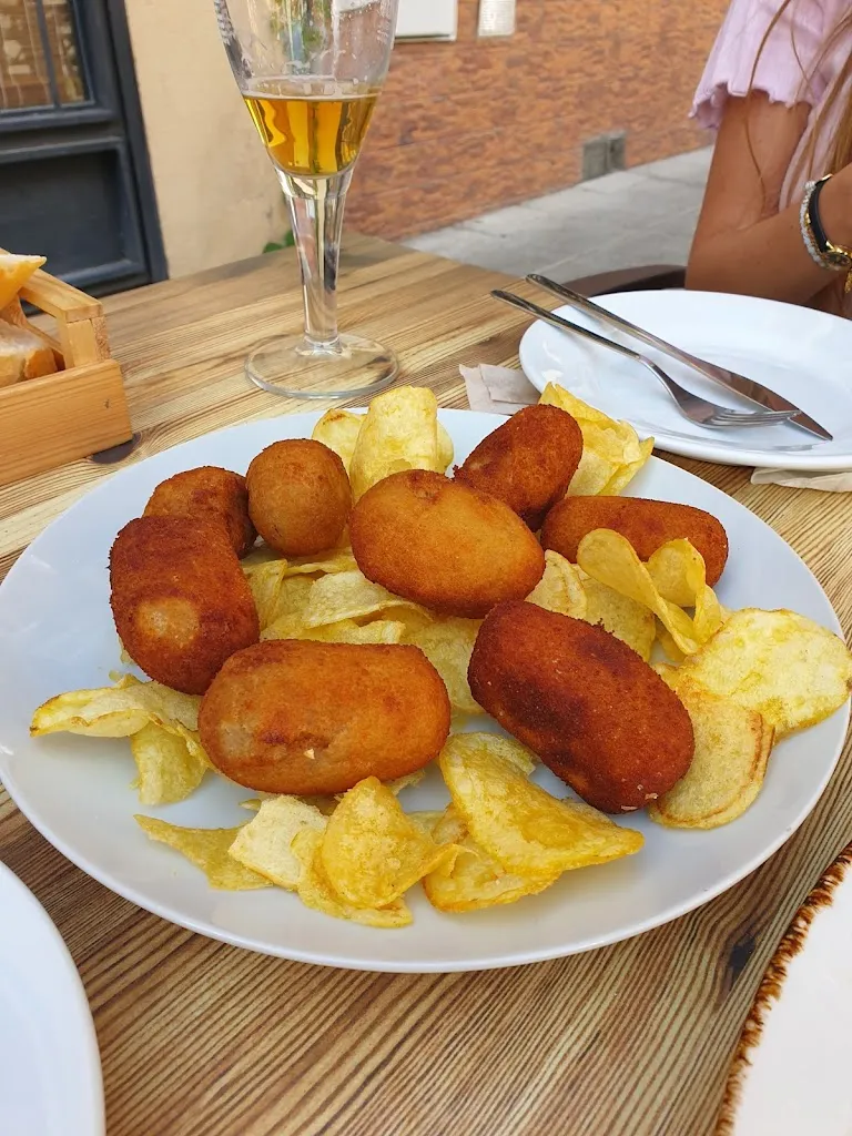 Bar Bulevar_Marchamalo_slider_image_2