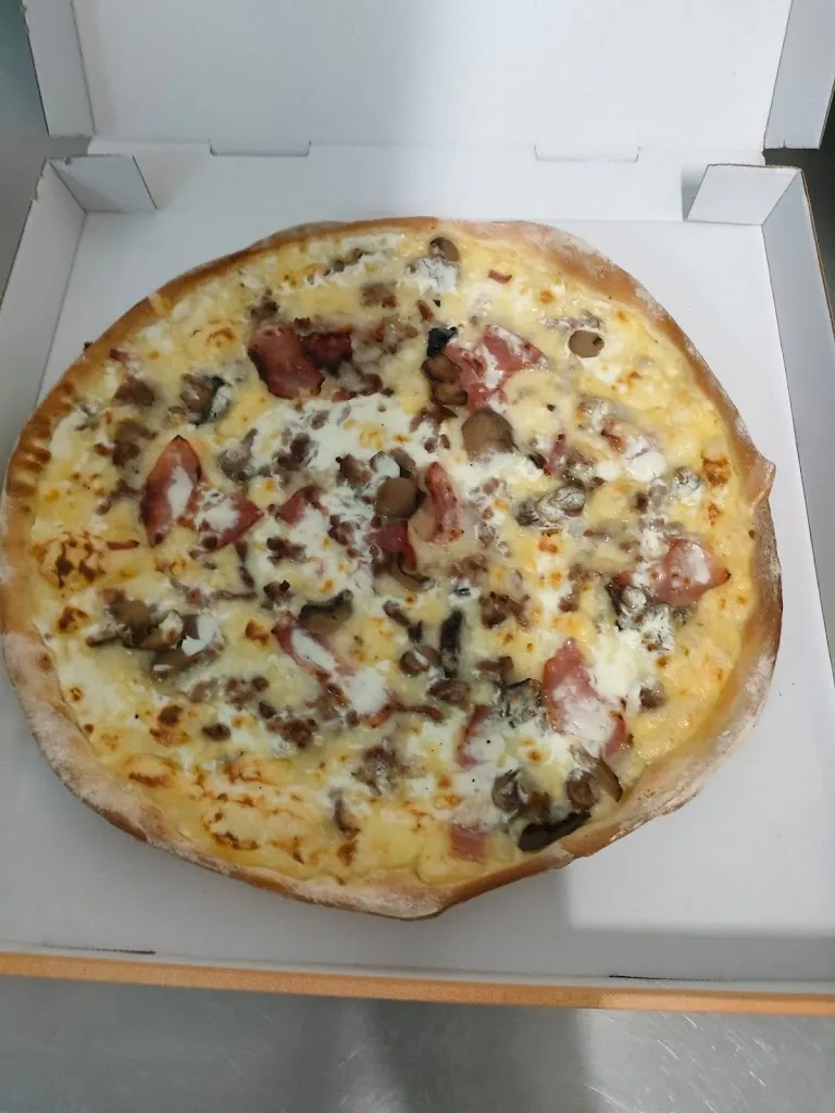 HAMBURGUESERIA,PIZZERIA SIBARITA_Marchamalo_slider_image_2