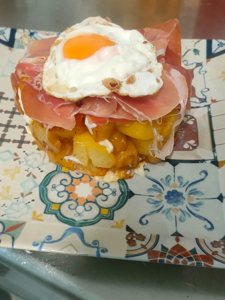 HAMBURGUESERIA,PIZZERIA SIBARITA_Marchamalo_slider_image_3