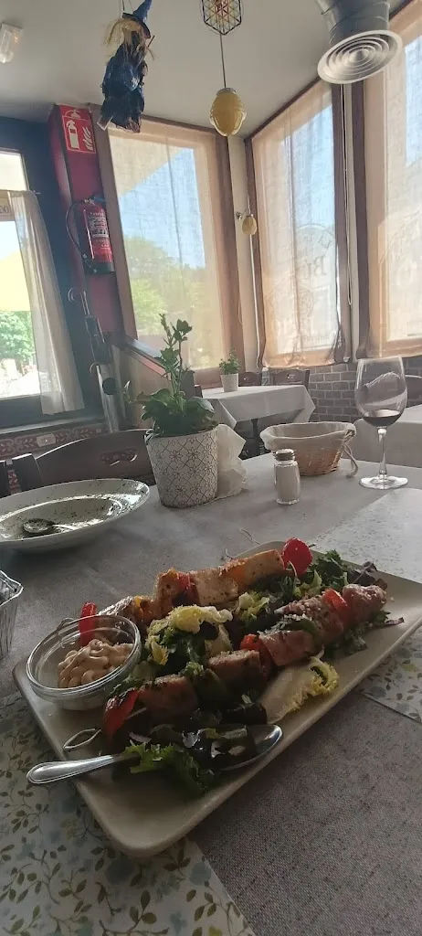 Manuela Castaño_La Taberna del Buho h_Olmeda de Cobeta_review