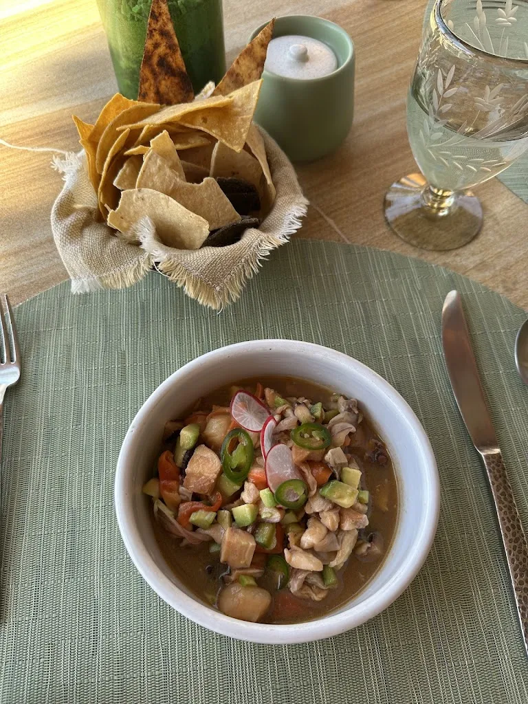 Nora_Don Manuel's_Pedregal El_review