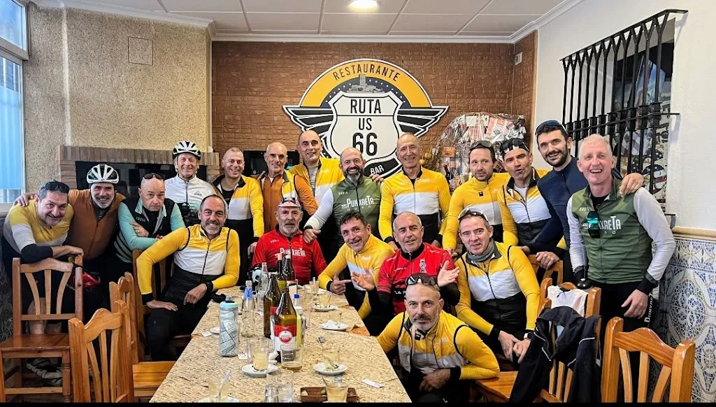 Bar Restaurante ruta 66_Banyeres de Mariola_slider_image_1