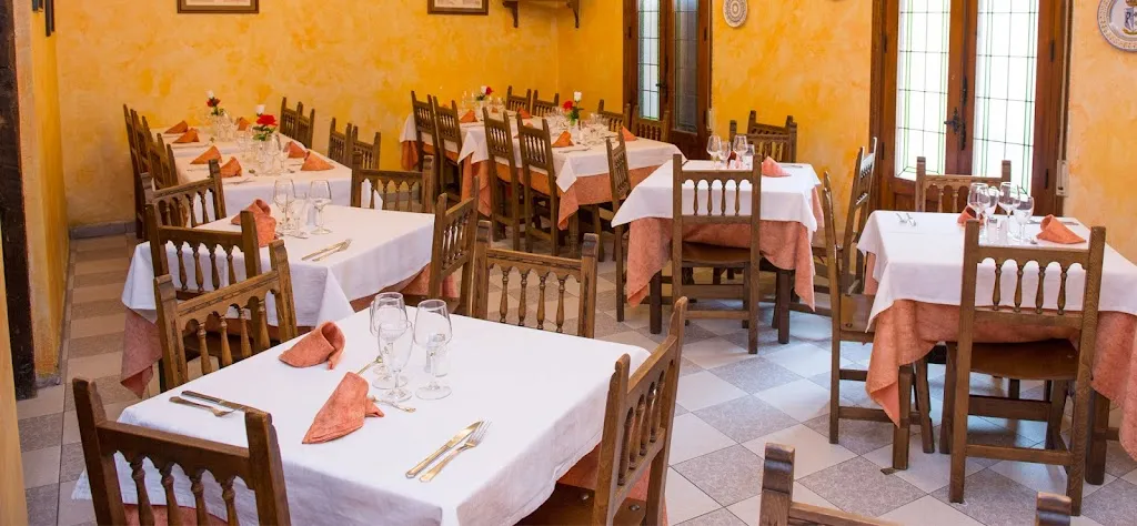 Restaurante César restaurant in Pastrana