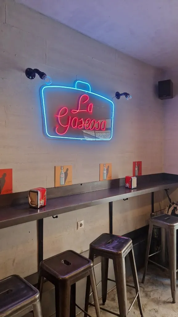 Sonia_La Gaseosa_Pastrana_review