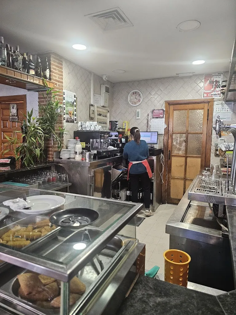 Mario Vadiniense_Pastrana Restaurant_Pastrana_review