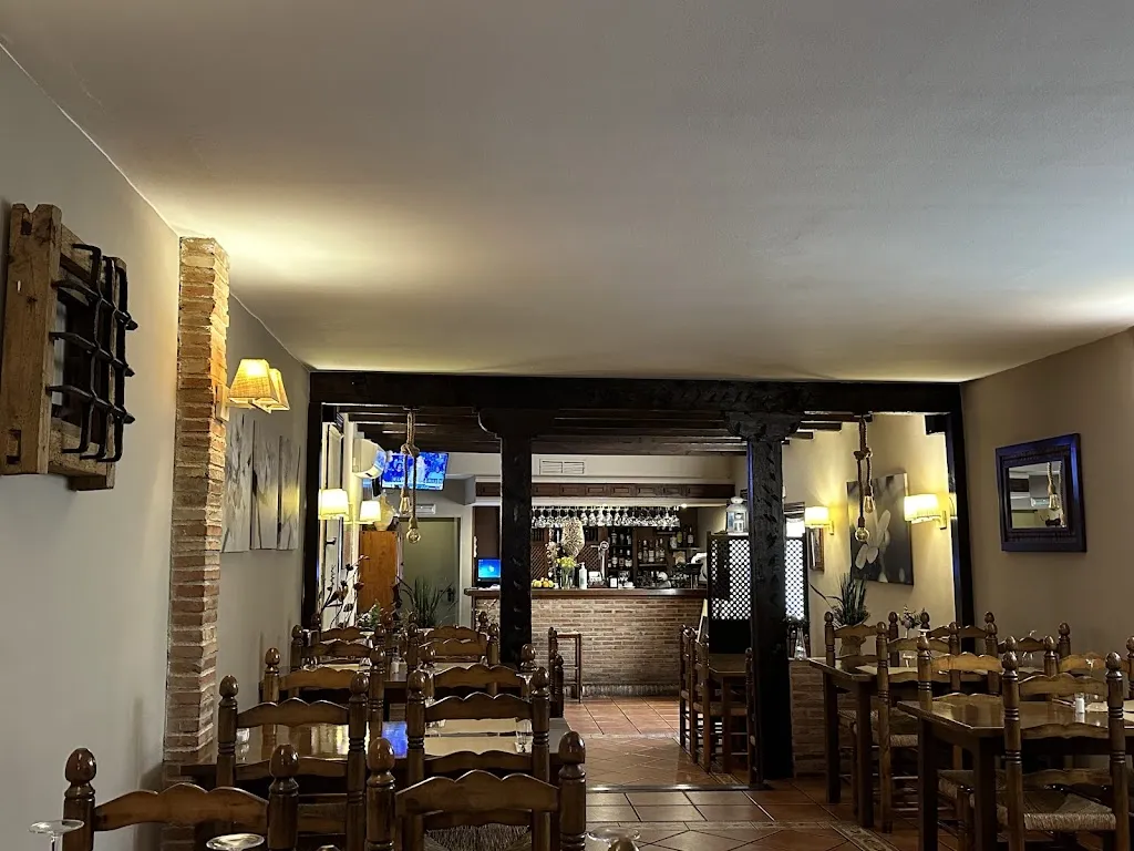 Mesón Restaurante Moratín_Pastrana_slider_image_3