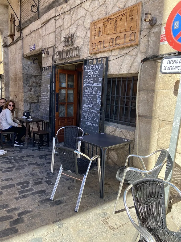 Bar Palacio_Pastrana_slider_image_3