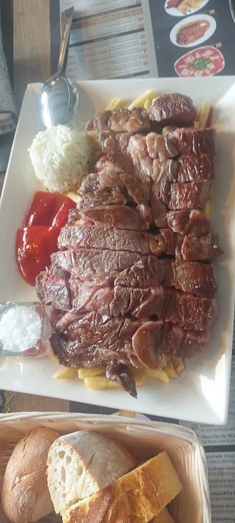 Joana Pinto_Gran Casona de Sanabria_Puebla de Beleña_review