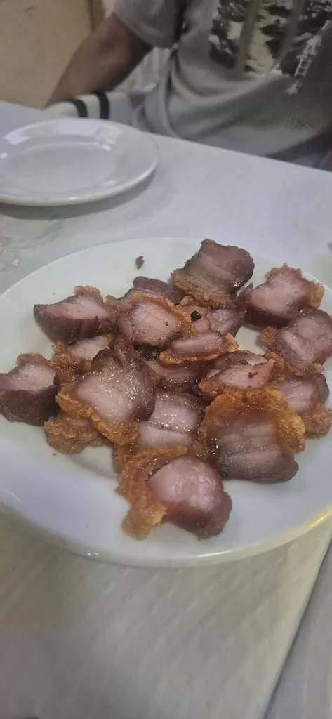 Bárbara Calleja_Bar Restaurante El Refugio Del Abuelo. Terraza De Verano, Piscina._Puebla de Beleña_review