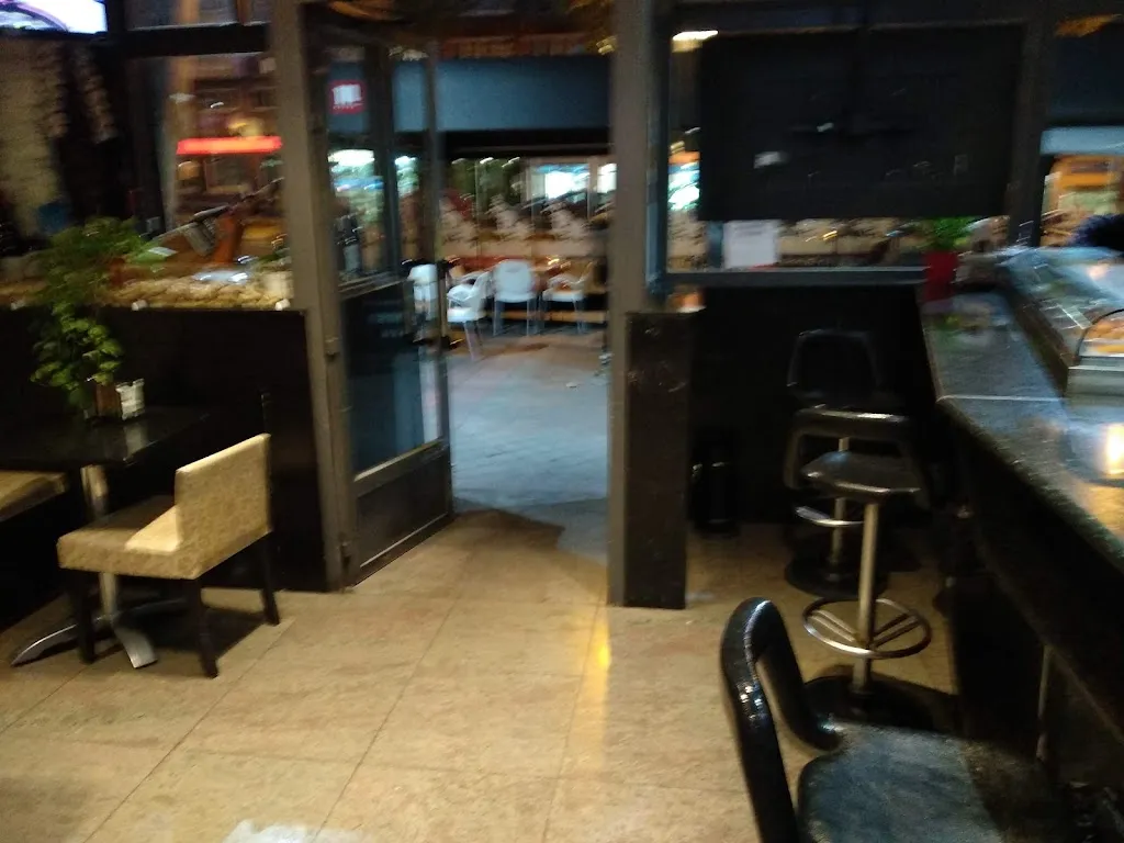 La Dehesa II restaurant in Renera