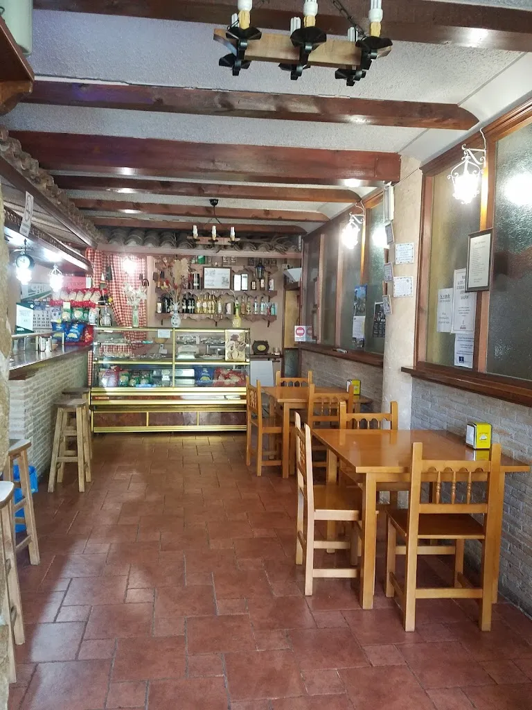Bar Cafetería Rural Retiendas restaurant in Retiendas
