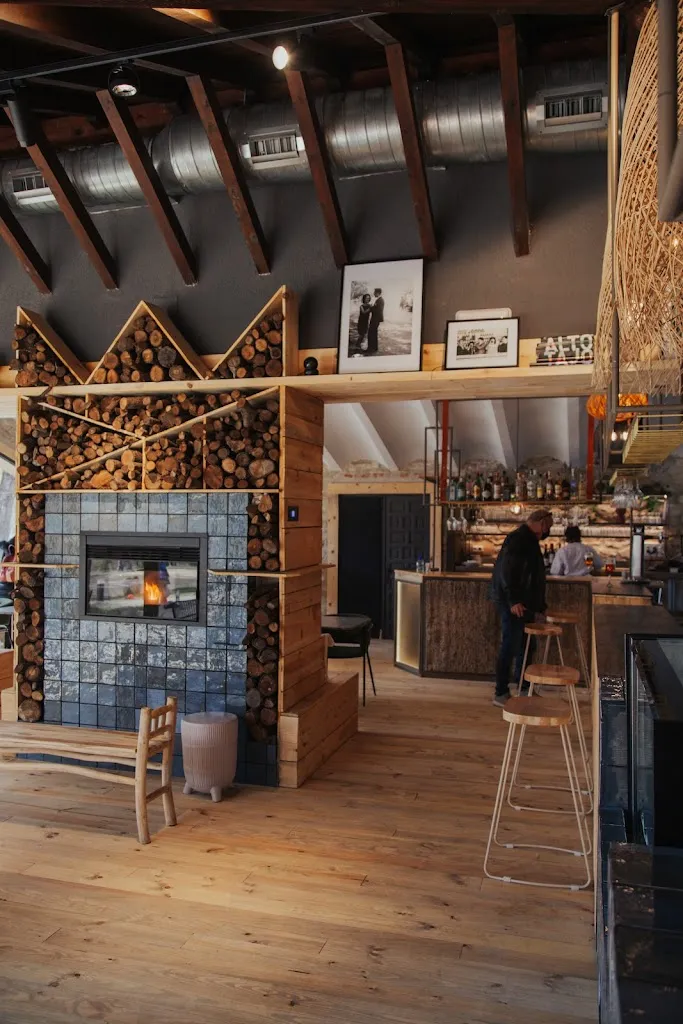 El Colvillo - Restaurante_Rillo de Gallo_slider_image_1