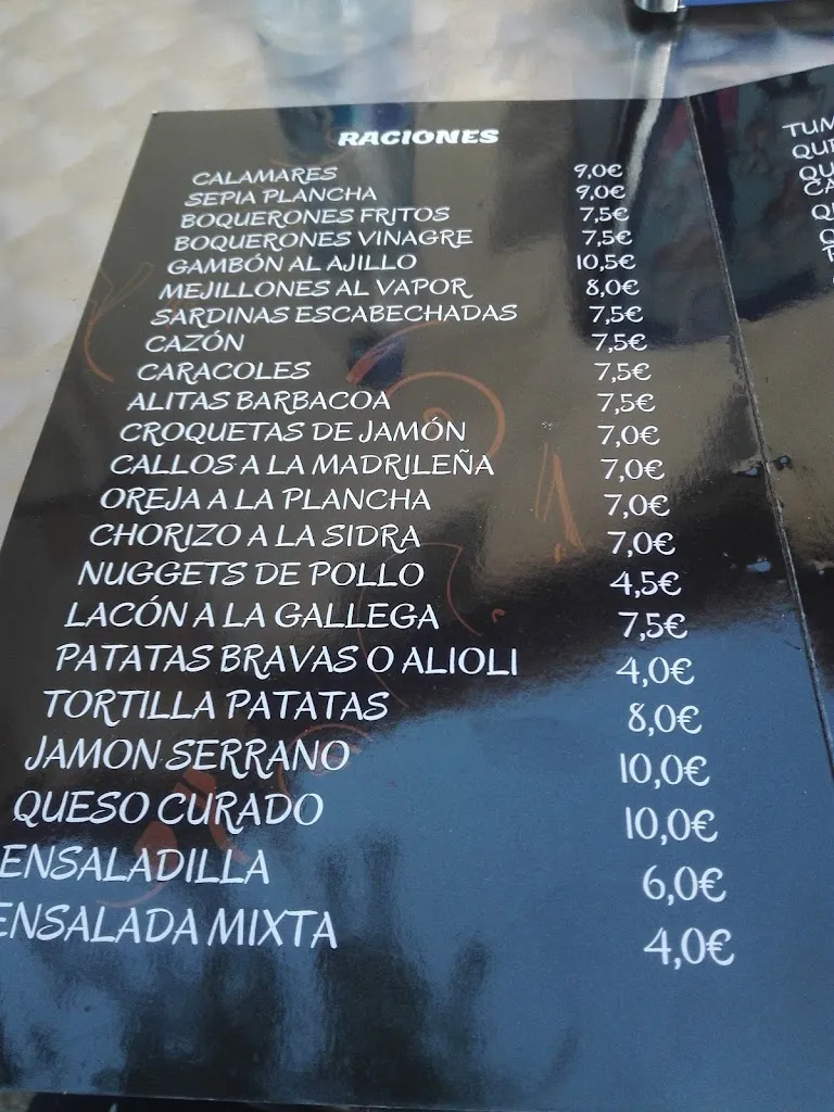 Menu_𝔹𝕒𝕣 𝔼𝕝 ℝ𝕚𝕟𝕔𝕠́𝕟 𝔻𝕖 ℂ𝕙𝕒𝕣𝕝𝕚_Robledo de Corpes_image_3