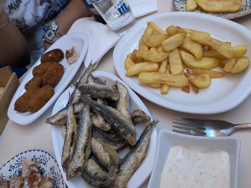 Menu_𝔹𝕒𝕣 𝔼𝕝 ℝ𝕚𝕟𝕔𝕠́𝕟 𝔻𝕖 ℂ𝕙𝕒𝕣𝕝𝕚_Robledo de Corpes_image_4