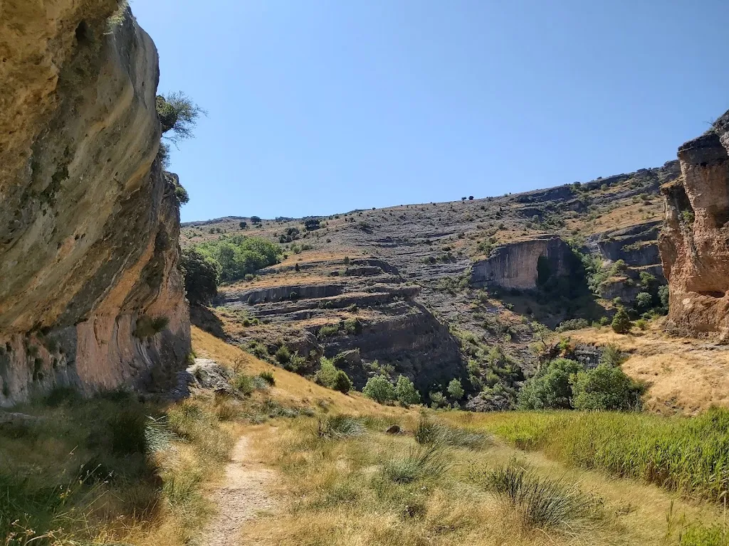 Centro Social / Bar - Santamera_Riofrío del Llano_slider_image_3