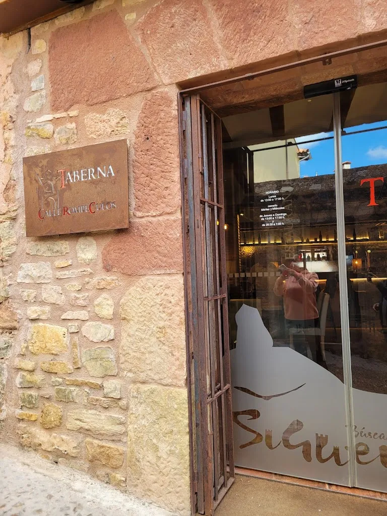 Sergio Hernandez_Restaurante Taberna Calle RompeCulos_Paredes de Sigüenza_review
