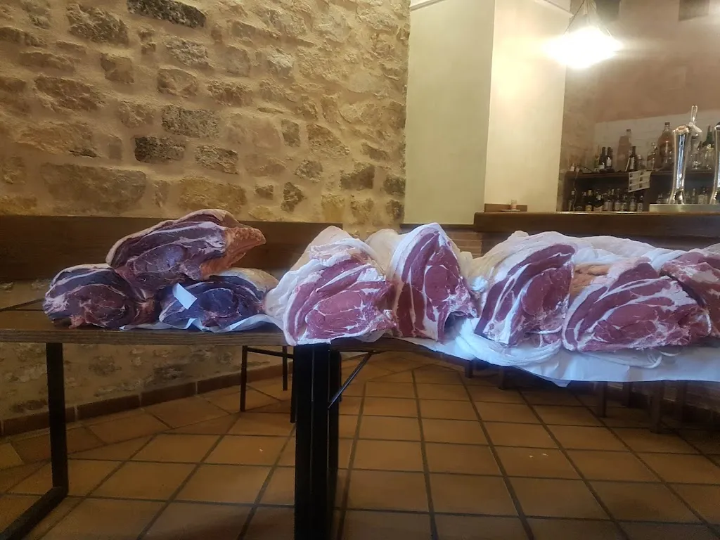 Hostal Restaurante El Meson ristorante a Paredes de Sigüenza