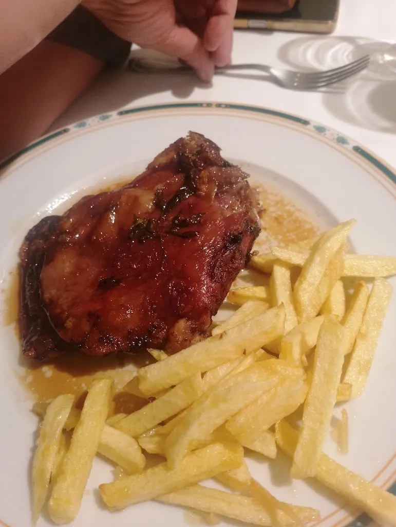 Isa Pacheco_Restaurante Bar Sánchez_Paredes de Sigüenza_review