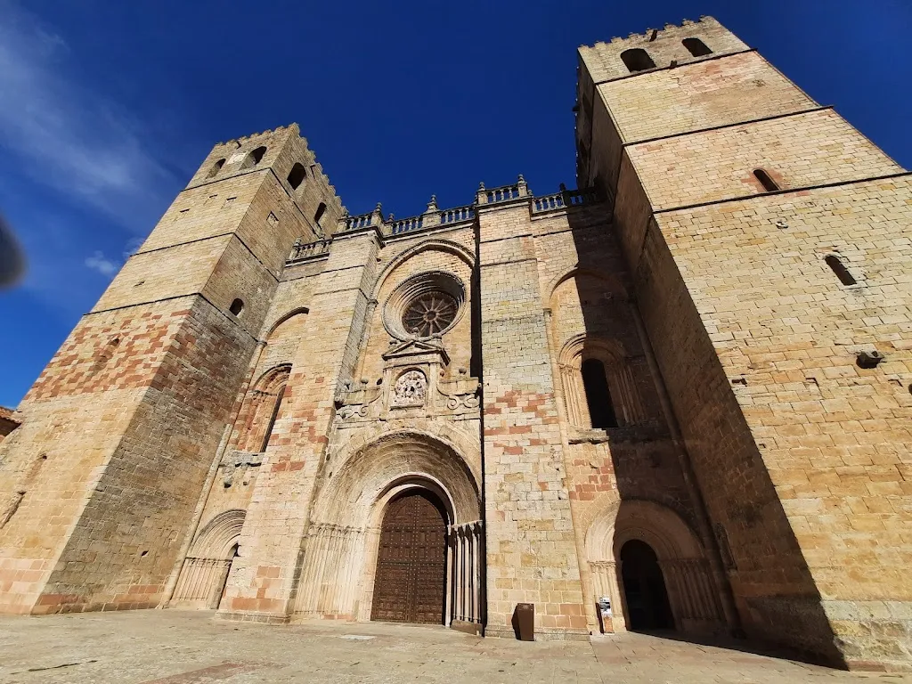 Mesón Los Soportales_Paredes de Sigüenza_slider_image_3