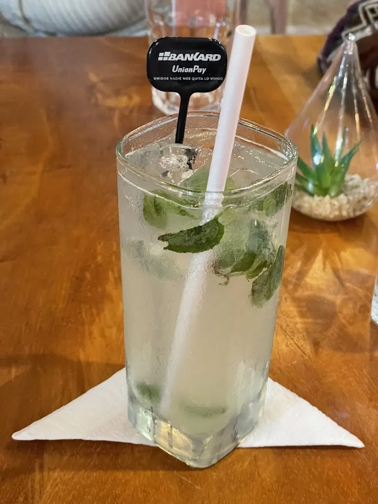 Menu_The Rock Galapagos_Galápagos_image_6