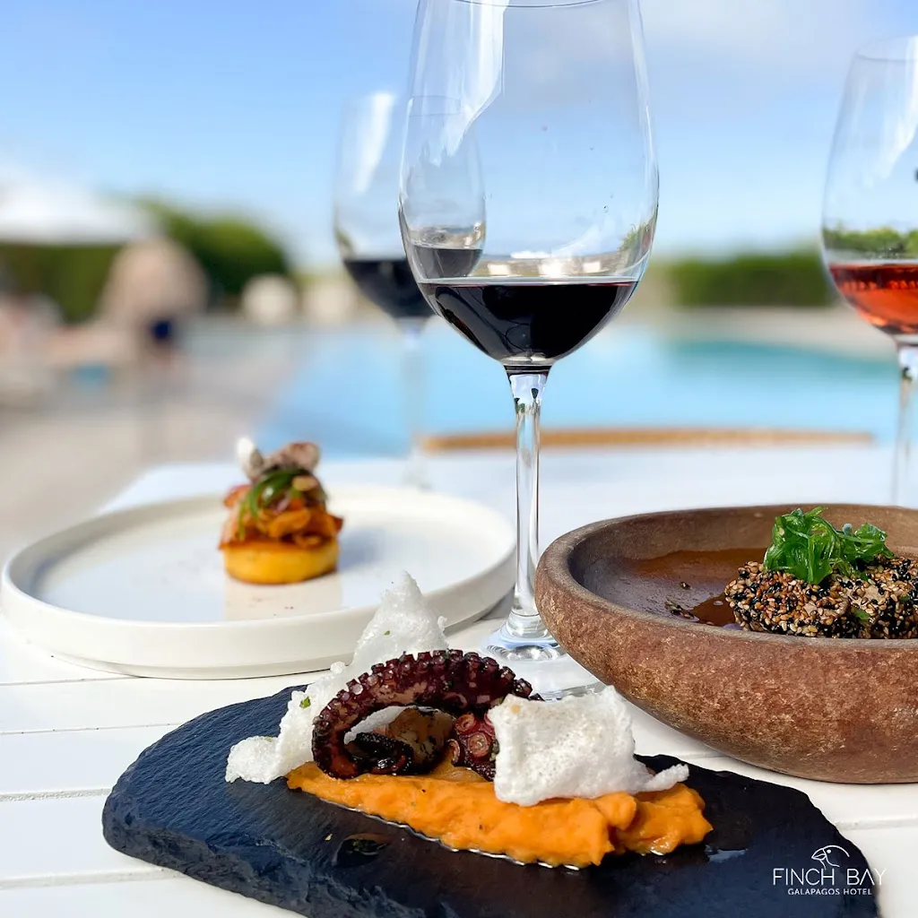 Menu_Finch Bay Restaurante_Galápagos_image_6