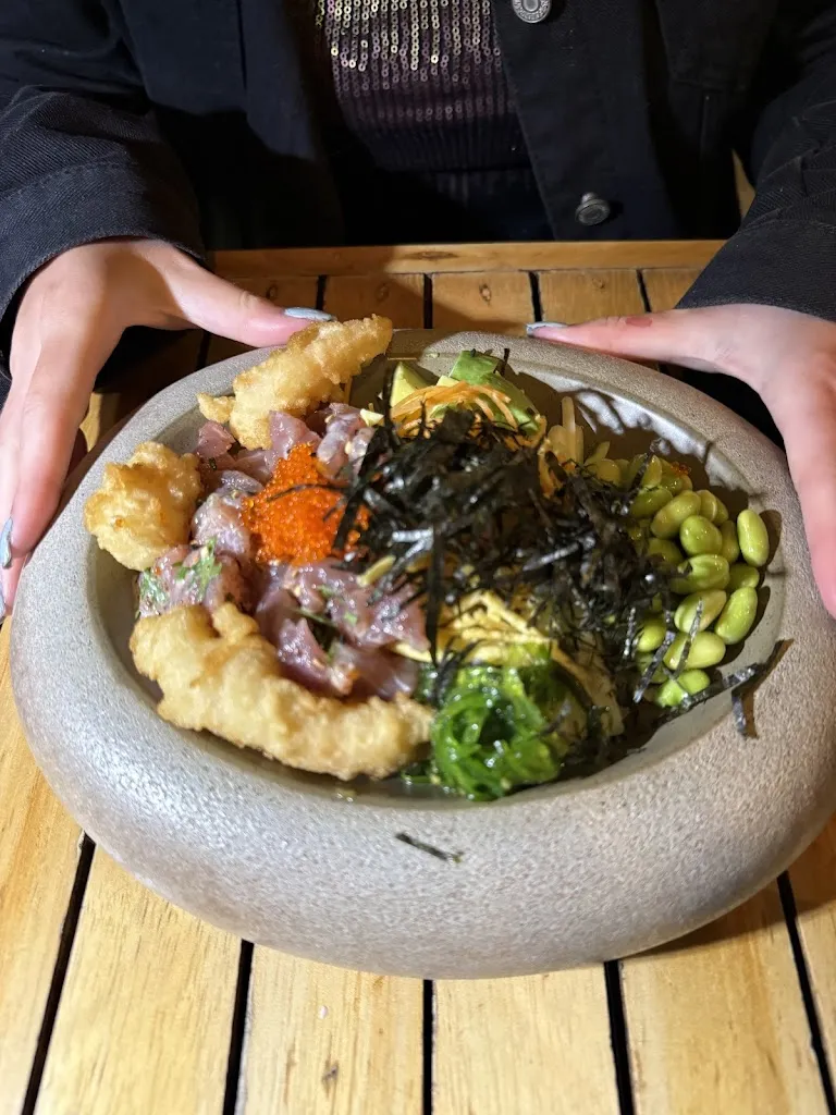 Alon Kedem_Midori Sushi Pub_Galápagos_review