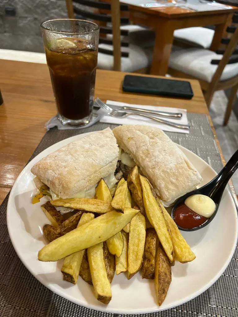 Menu_El Muelle de Darwin_Galápagos_image_8