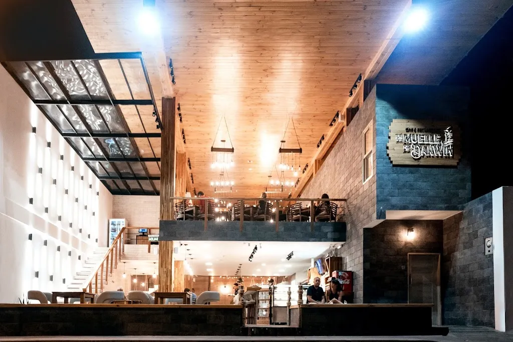 El Muelle de Darwin restaurant in Galápagos