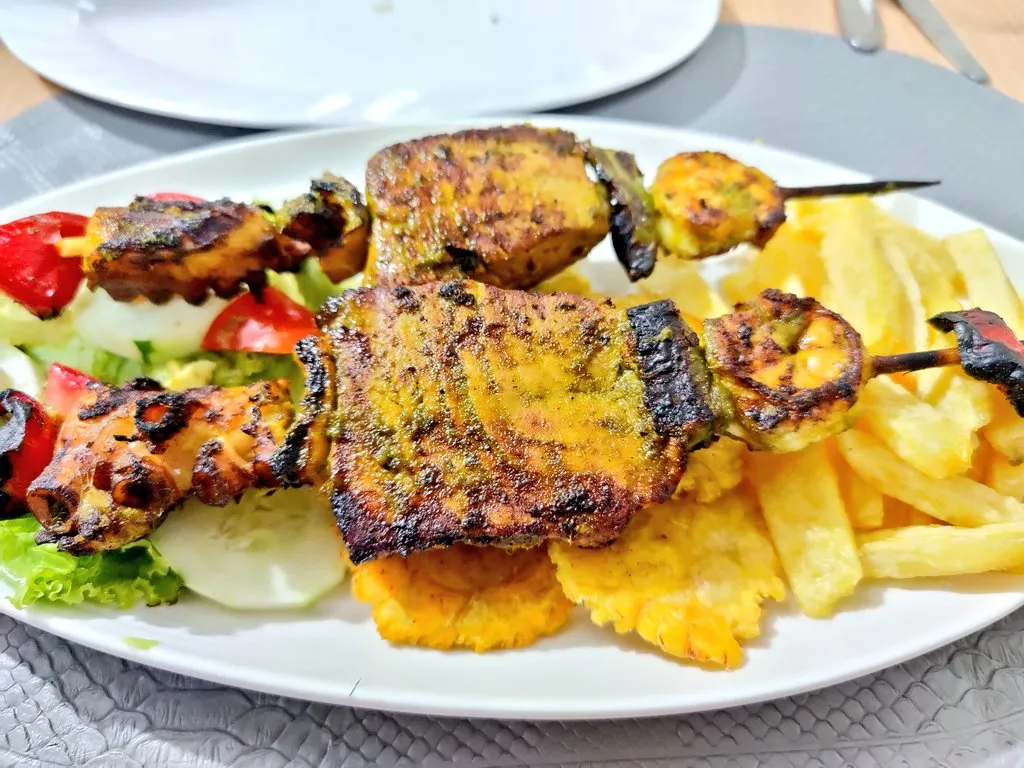 Menu_Pinchos del Gato Mera_Galápagos_image_7