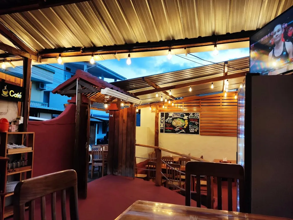 Pinchos del Gato Mera restaurant in Galápagos