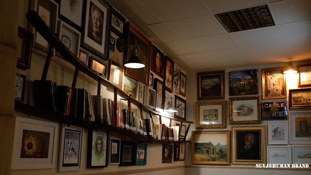 Tierra y Bar restaurant in Benifallim