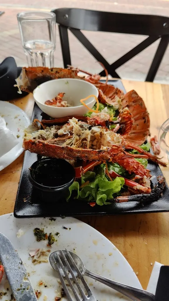 Vinaio London_Golden Prague Pub_Galápagos_review