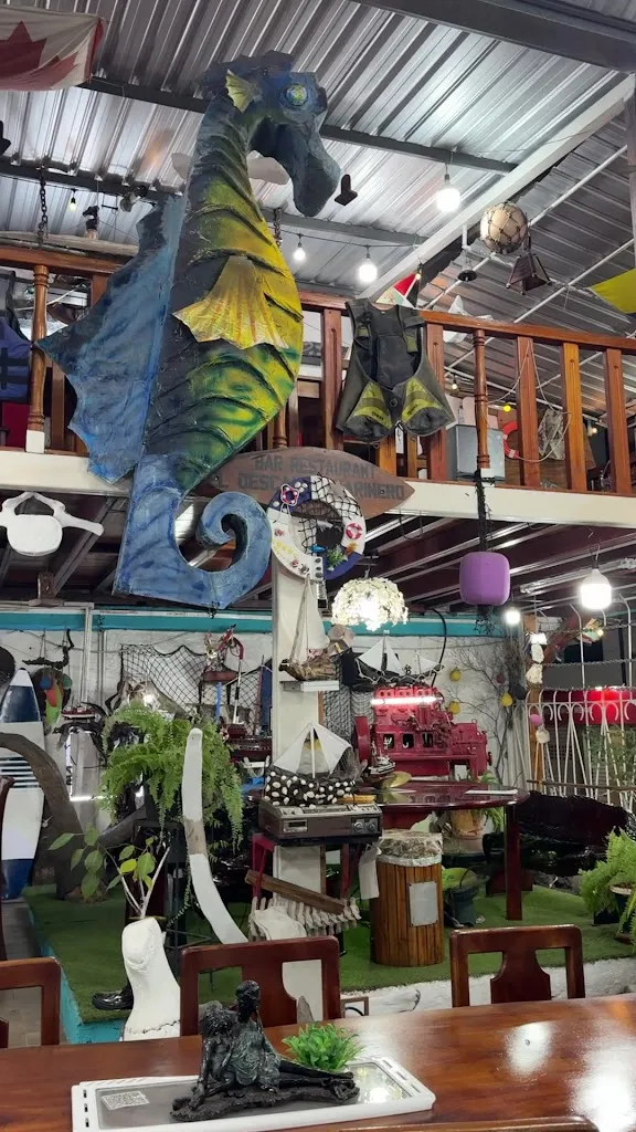 Alessandra Distefano_El Descanso Marinero_Galápagos_review