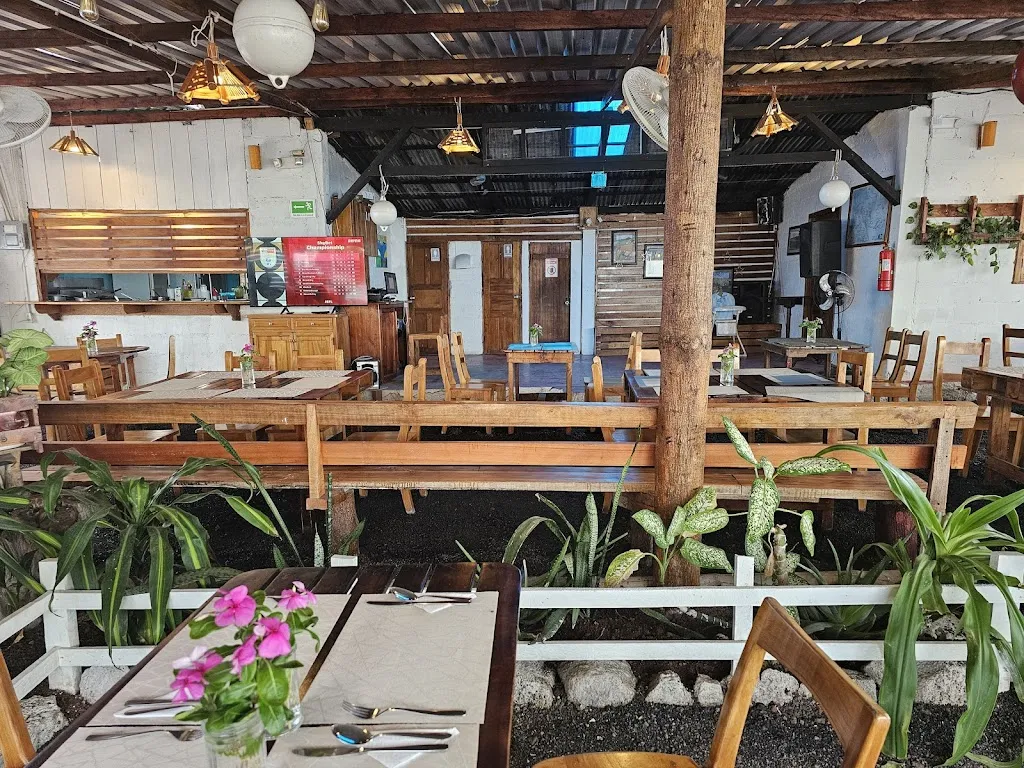 Laguna Beach ristorante a Galápagos