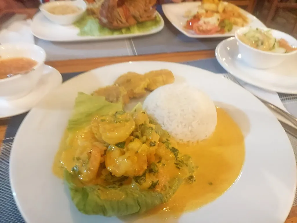 Laguna Beach_Galápagos_slider_image_2