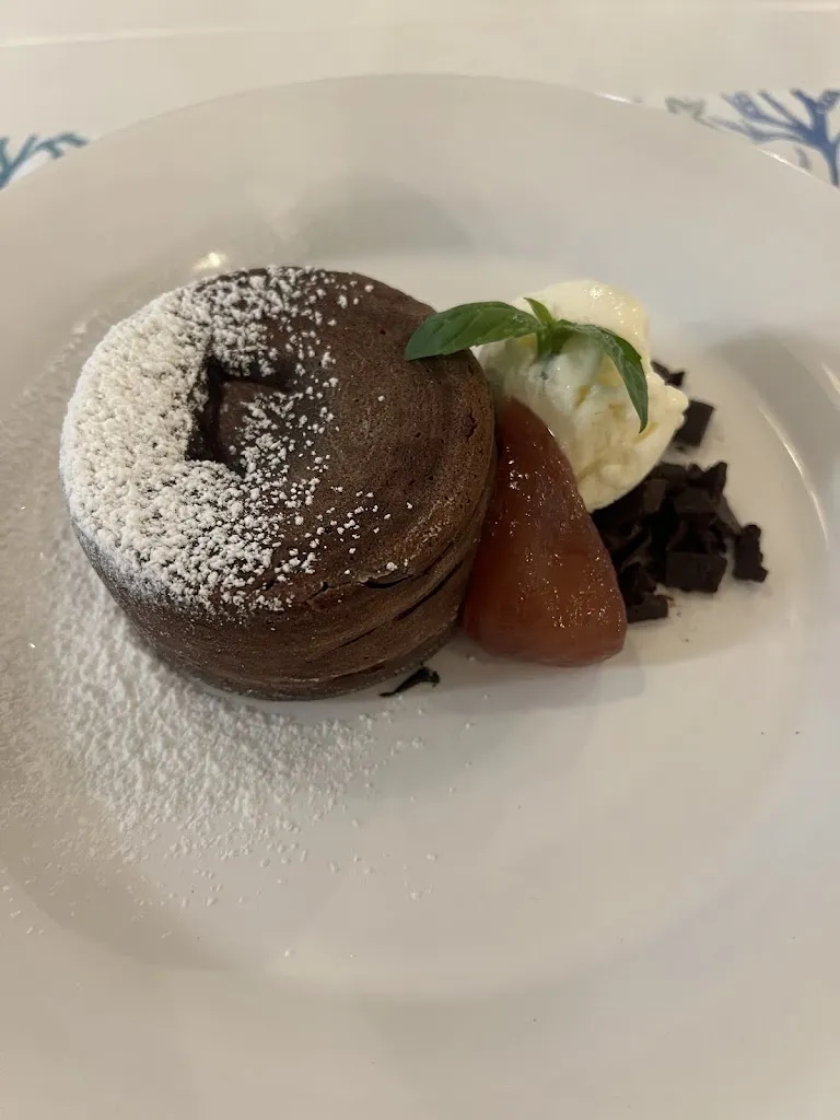 Emily Wilson_Mangrove Restaurant Isabela Galápagos_Galápagos_review