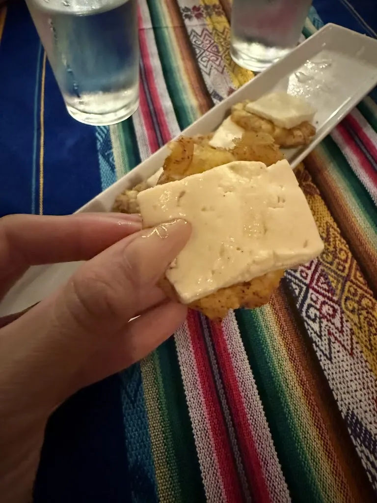 Mariel Rivera_El Cafetal_Galápagos_review