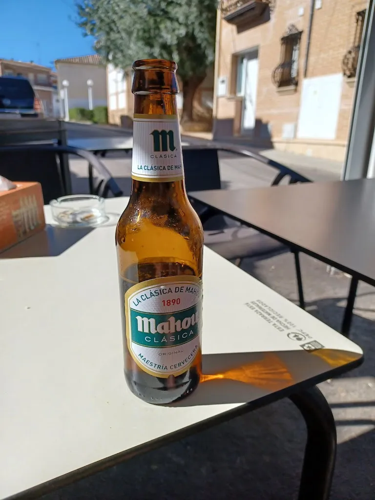 Mariano García de la Fuente_A Lo Grande_Galápagos_review