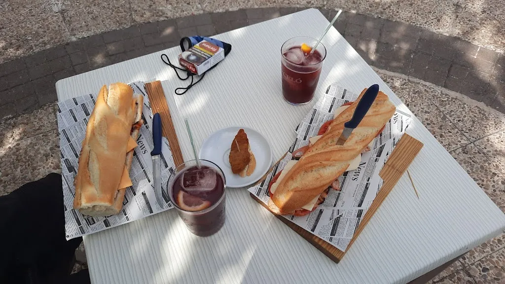 Menu_Restaurante-Parrilla Los Arcos_Galápagos_immagine_8