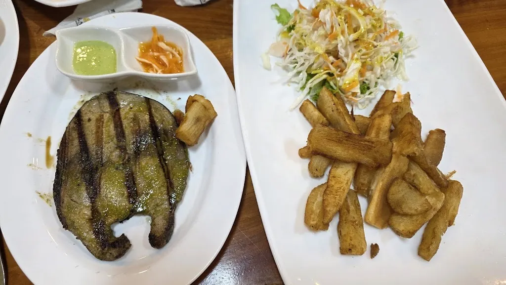 Vesselin Georgiev_Lemon & Coffee_Galápagos_review