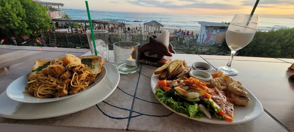 Menu_Booby Trap - Bar Restaurant_Galápagos_image_9