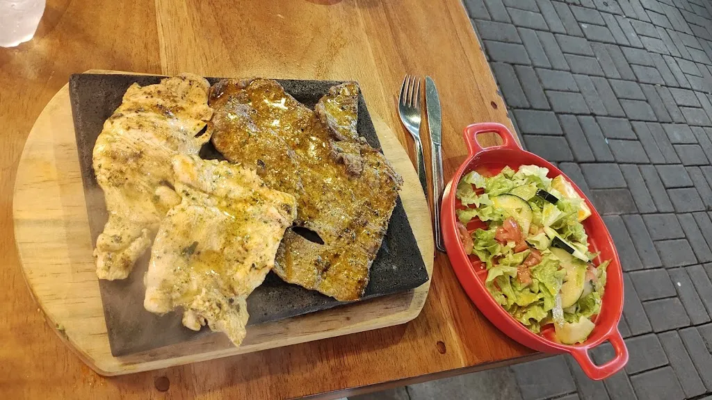 Chris B_Servi Sabroson_Galápagos_review