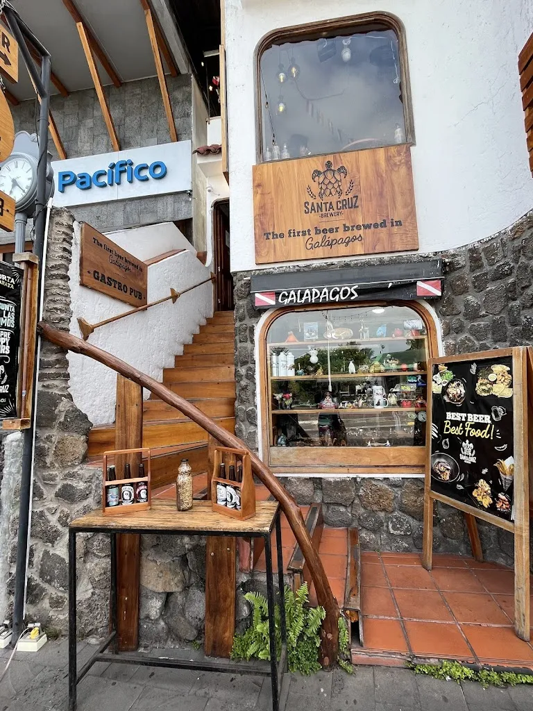 Sarah Leinbach_Santa Cruz Brewery_Galápagos_recensione