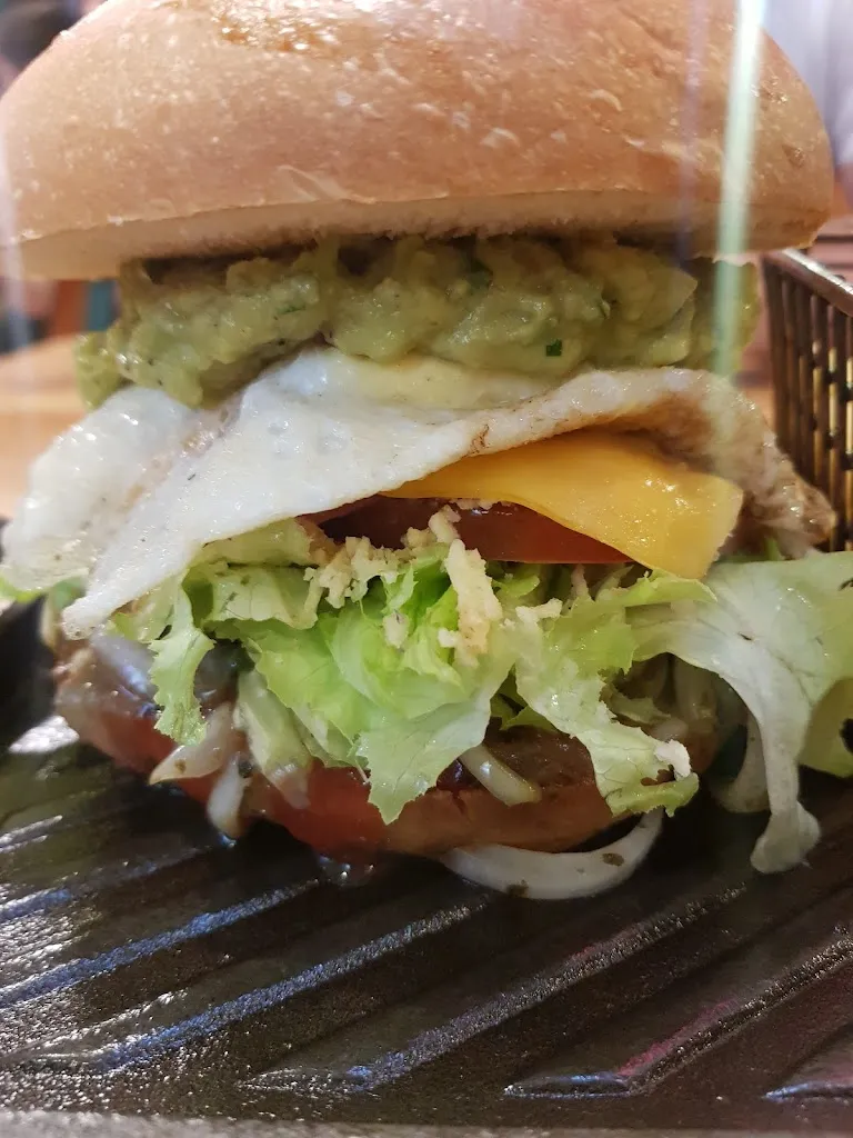 Menu_Cri's Burgers_Galápagos_image_7