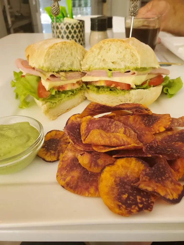 Menu_Bowl Acai Bar_Galápagos_image_6