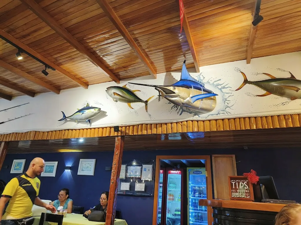 Milena Hristova_Rosita's_Galápagos_review