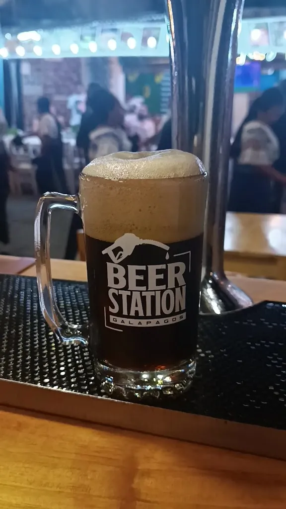 Dinner Street_Galápagos_slider_image_2