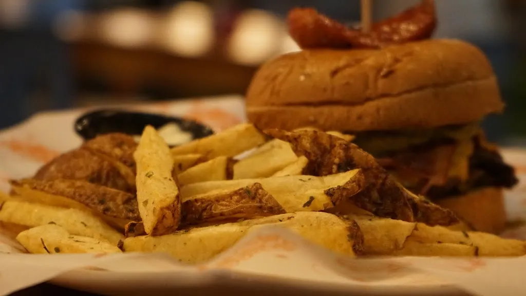 Menu_Fraileana Food Park_Galápagos_image_8
