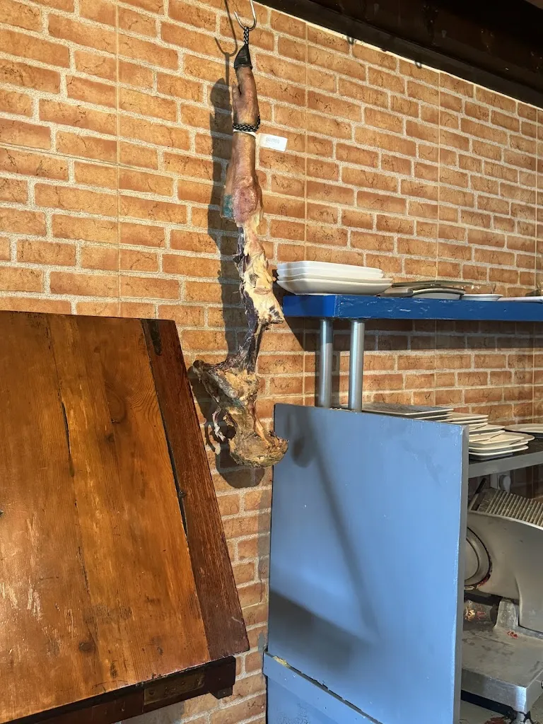 Alberto .b.a_Asador Mesón Oriental_Rueda de la Sierra_review